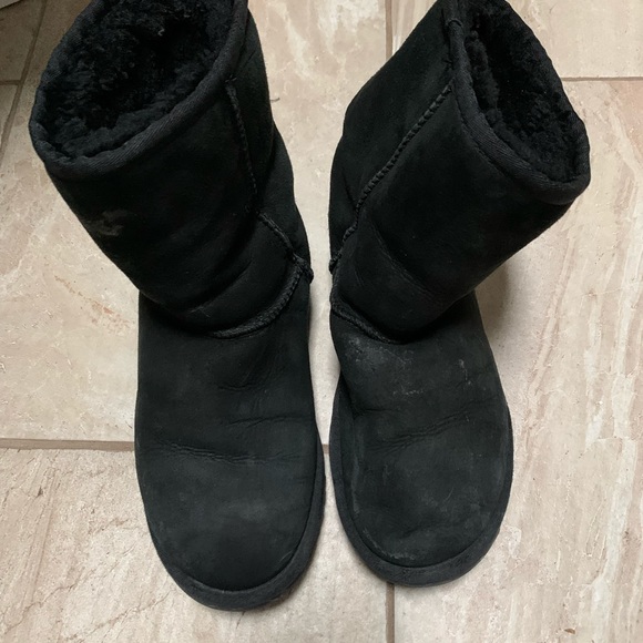 Ugg boots - Picture 1 of 3